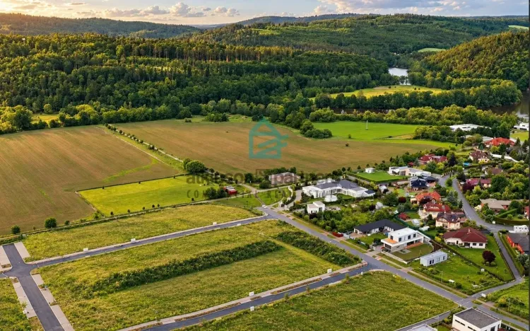 Prodej pozemku, Hluboká nad Vltavou, Masarykova, 941 m2