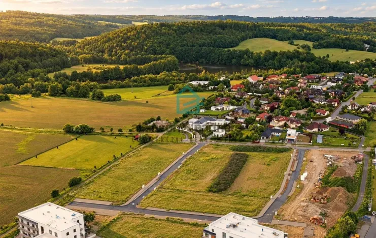 Prodej pozemku, Hluboká nad Vltavou, Masarykova, 941 m2