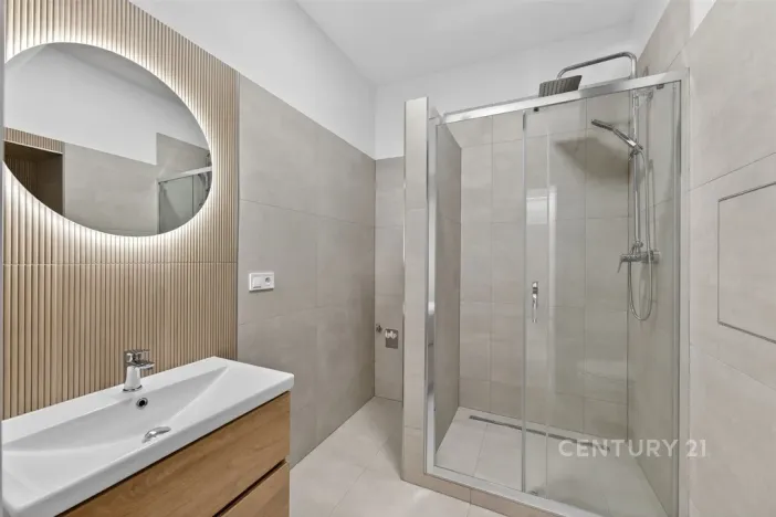 Pronájem bytu 2+kk, Plzeň, okres plzeň-město, Radyňská, 54 m2