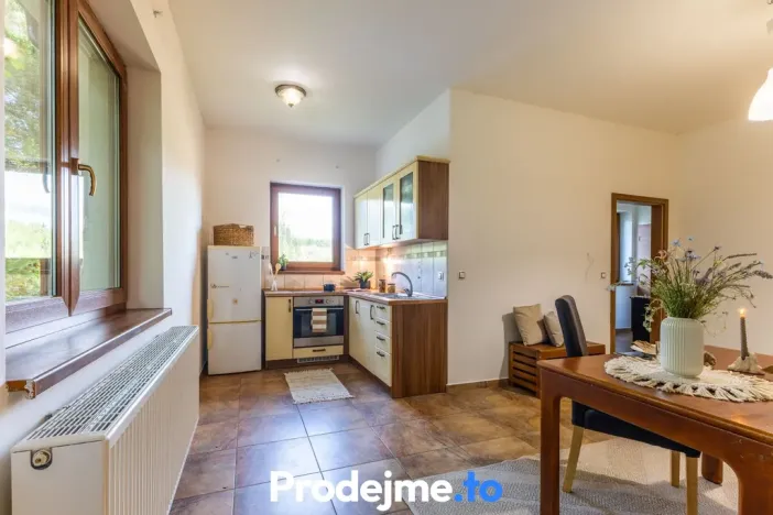 Prodej ubytování, Velká Hleďsebe, 3160 m2
