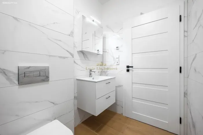Prodej bytu 1+1, Praha, 36 m2