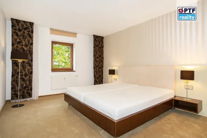 Pronájem bytu 2+kk, Plzeň, U Borského parku, 52 m2