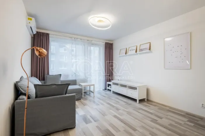 Pronájem bytu 3+kk, Praha - Vysočany, Strnadových, 83 m2