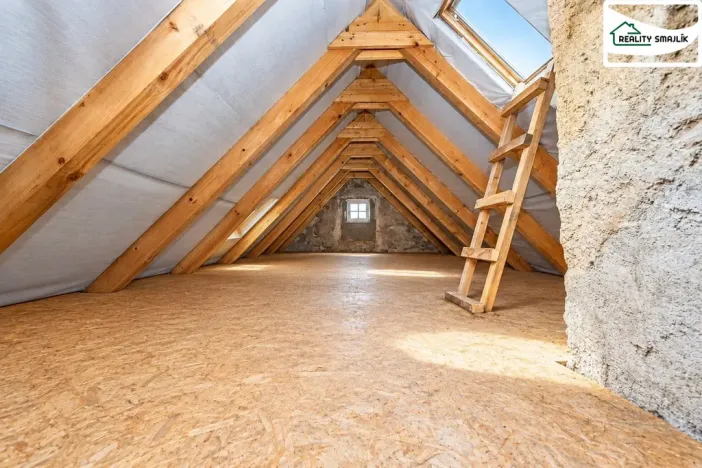 Prodej rodinného domu, Libá, 140 m2