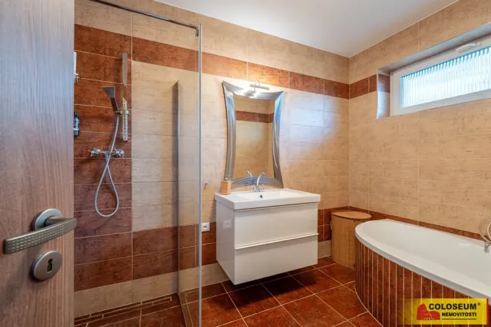 Prodej rodinného domu, Hrušovany nad Jevišovkou, 83 m2