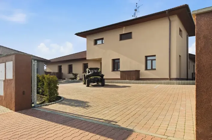 Prodej rodinného domu, Velké Přítočno, Sluneční, 350 m2