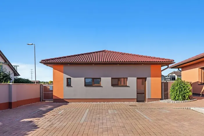 Prodej rodinného domu, Velké Přítočno, Sluneční, 350 m2