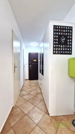 Pronájem bytu 3+kk, Praha - Kobylisy, Hovorčovická, 76 m2