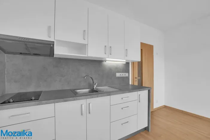 Pronájem bytu 1+kk, Lanškroun - Žichlínské Předměstí, Na Slovanech, 29 m2