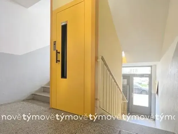 Pronájem bytu 1+1, Heřmanův Městec, V Lukách, 35 m2
