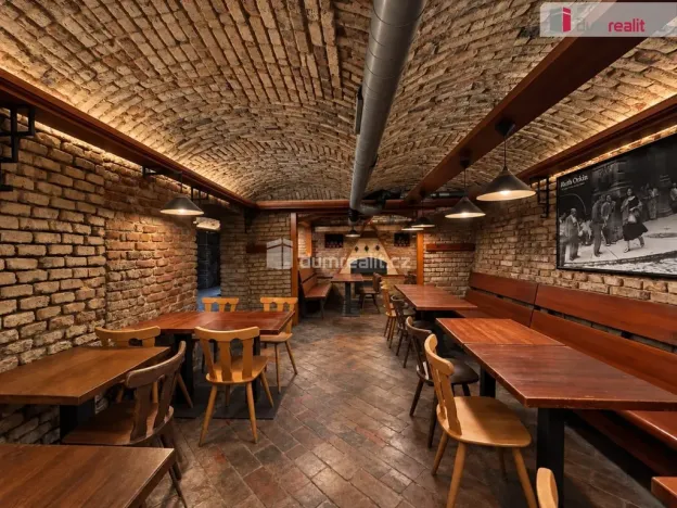 Pronájem restaurace, Chomutov, Blatenská, 130 m2