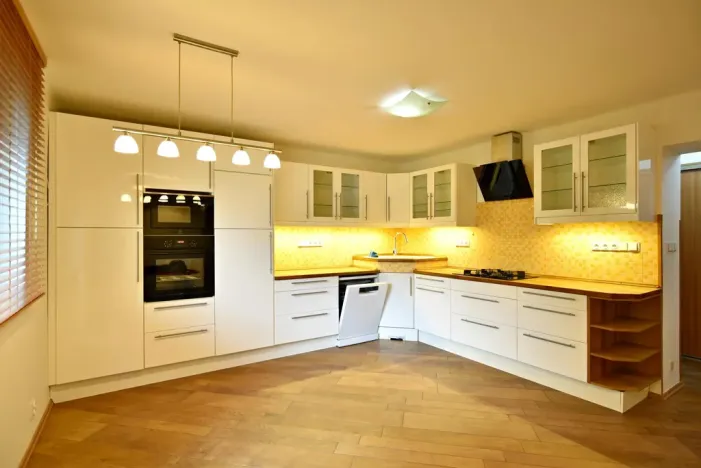 Prodej bytu 3+kk, Praha - Košíře, Destinové, 65 m2
