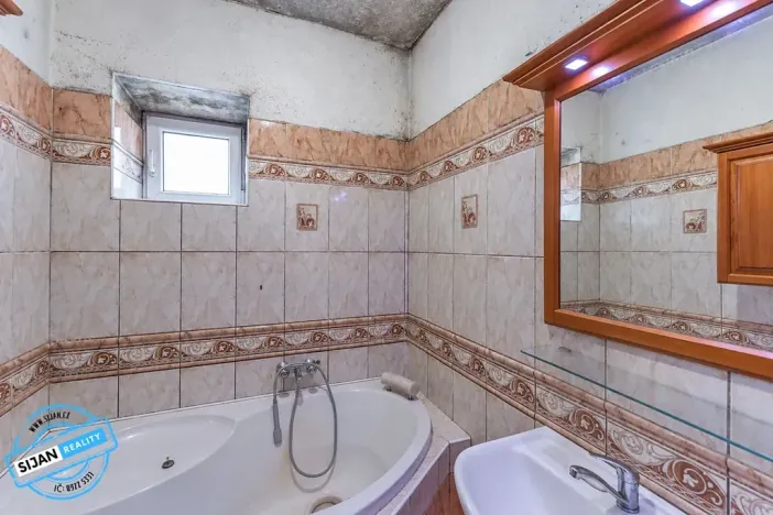 Prodej zemědělské usedlosti, Moravský Beroun, 280 m2