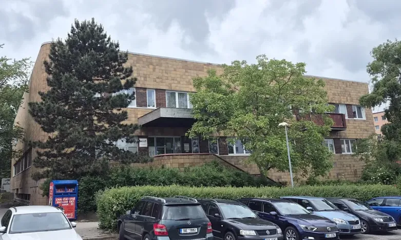 Pronájem kanceláře, Praha - Hlubočepy, Štěpařská, 47 m2