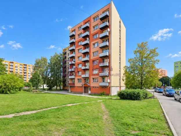Pronájem bytu 3+1, Jindřichův Hradec - Jindřichův Hradec III, sídliště Vajgar, 63 m2