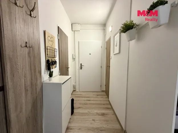 Prodej bytu 3+1, Postoloprty, Jiráskovo náměstí, 67 m2