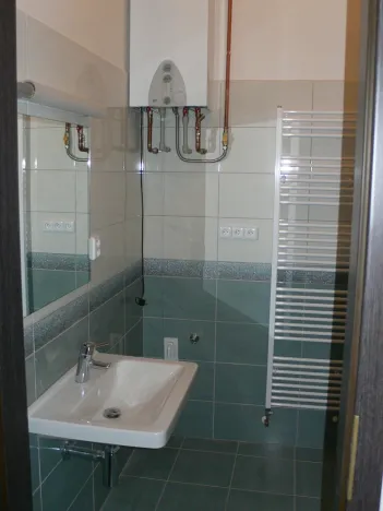 Pronájem bytu 1+kk, Čáslav - Čáslav-Nové Město, Husova, 39 m2