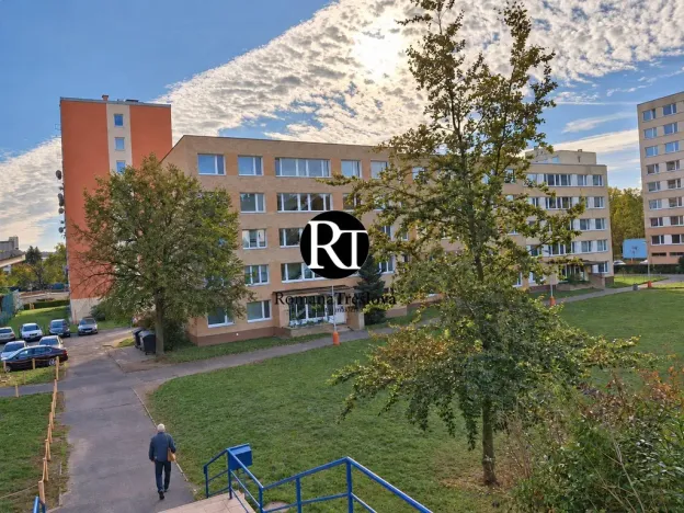 Pronájem bytu 2+kk, Rakovník - Rakovník II, V Lukách, 37 m2