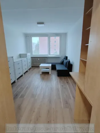 Pronájem bytu 2+kk, Kladno, 48 m2