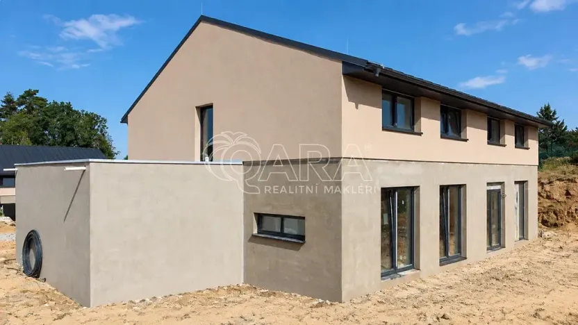 Prodej rodinného domu, Kamenice, Benešovská, 156 m2