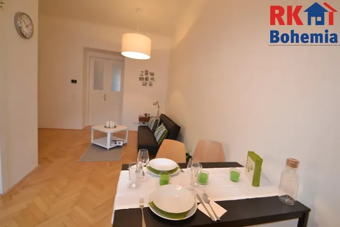 Pronájem bytu 2+kk, Praha - Nové Město, V tůních, 60 m2
