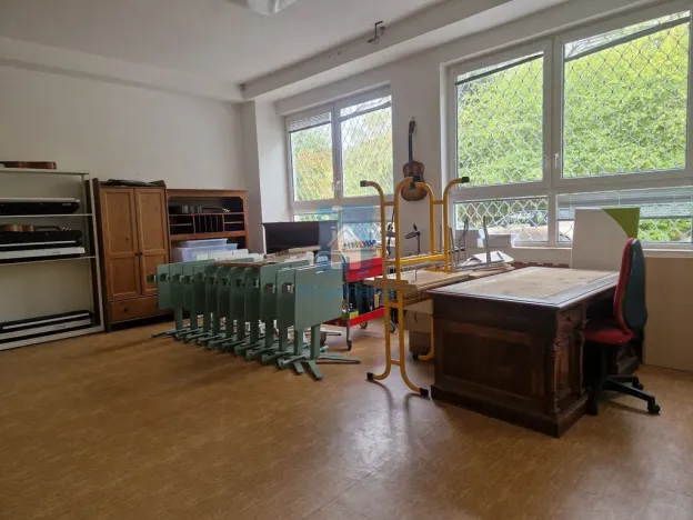 Pronájem kanceláře, Praha, Rajmonova, 80 m2