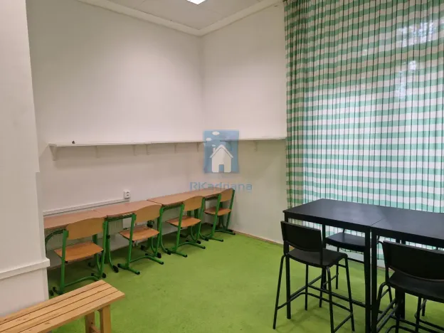 Pronájem kanceláře, Praha, Rajmonova, 80 m2
