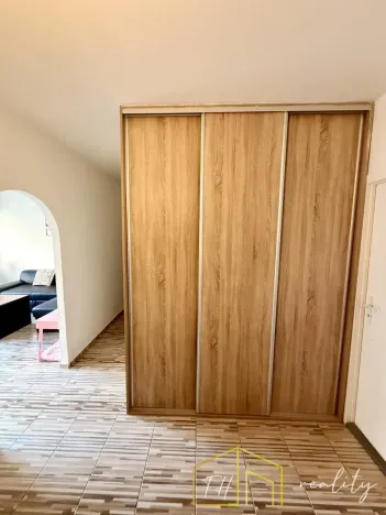 Prodej bytu 4+1, Teplice - Prosetice, Pod školou, 83 m2