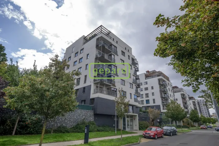 Prodej bytu 3+kk, Praha, Učňovská, 90 m2