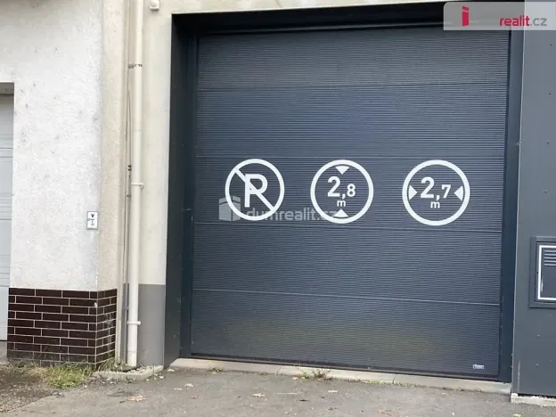 Pronájem bytu 2+kk, Plzeň, Na Roháči, 64 m2