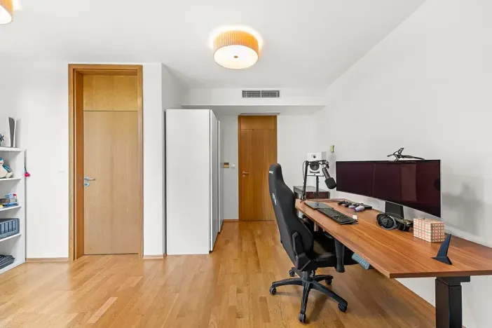 Prodej bytu 3+kk, Praha - Žižkov, Ke kapslovně, 88 m2