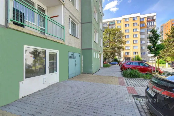 Prodej kanceláře, Plzeň - Severní Předměstí, Bzenecká, 39 m2