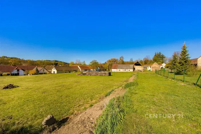 Prodej pozemku pro bydlení, Soběšice, okres klatovy, 5613 m2