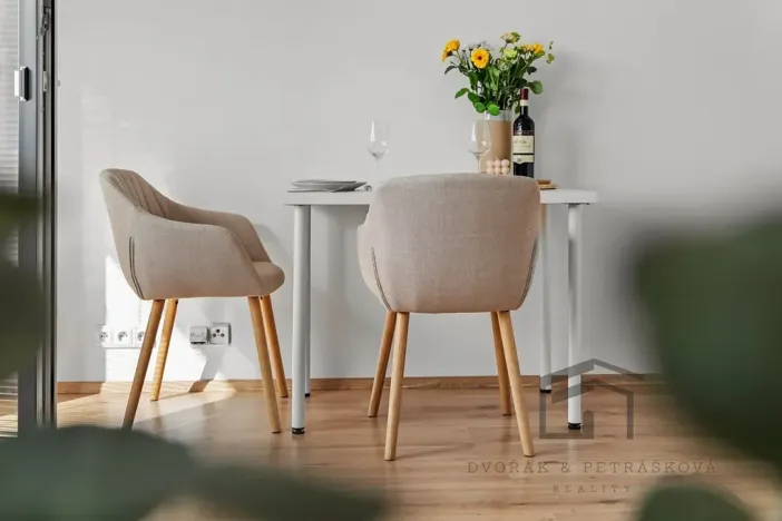 Prodej bytu 1+kk, Praha - Černý Most, Cukrova, 30 m2