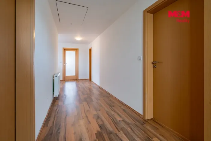 Prodej rodinného domu, Dynín, 330 m2