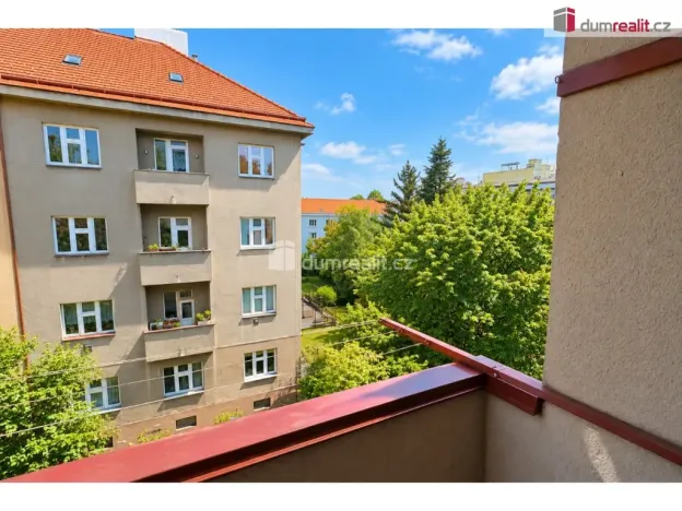 Pronájem bytu 2+kk, Praha - Žižkov, Jeseniova, 50 m2