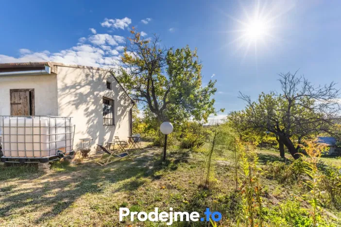 Prodej zahrady, Znojmo, 1922 m2