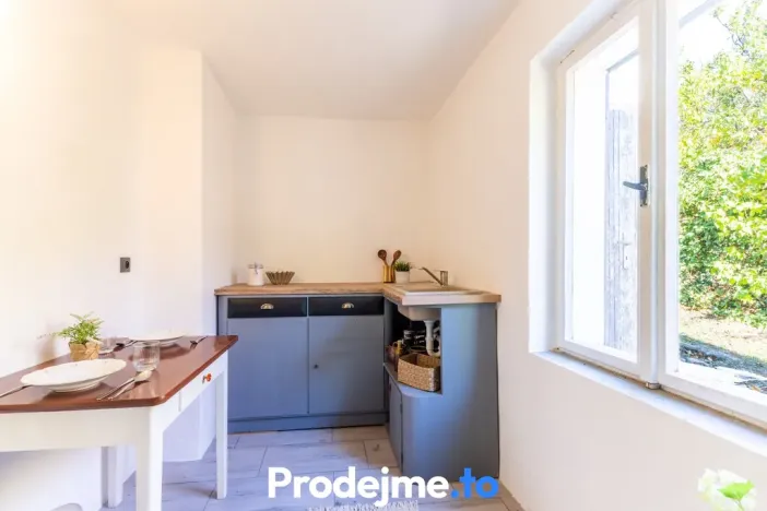 Prodej zahrady, Znojmo, 1922 m2
