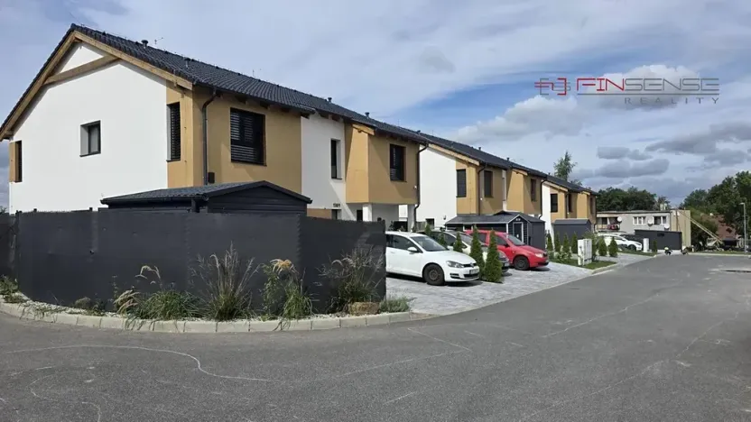 Prodej rodinného domu, Stochov, U Statku, 114 m2