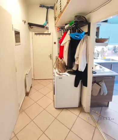 Pronájem bytu 2+1, Praha - Podolí, Na vrstvách, 70 m2