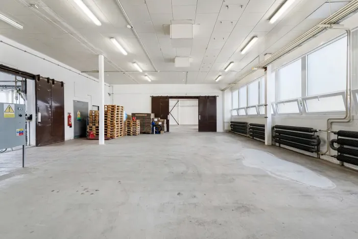 Prodej obchodního prostoru, Brno - Slatina, Hviezdoslavova, 1514 m2