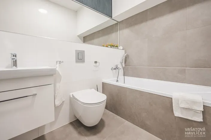 Prodej bytu 1+kk, Hradec Králové, 44 m2