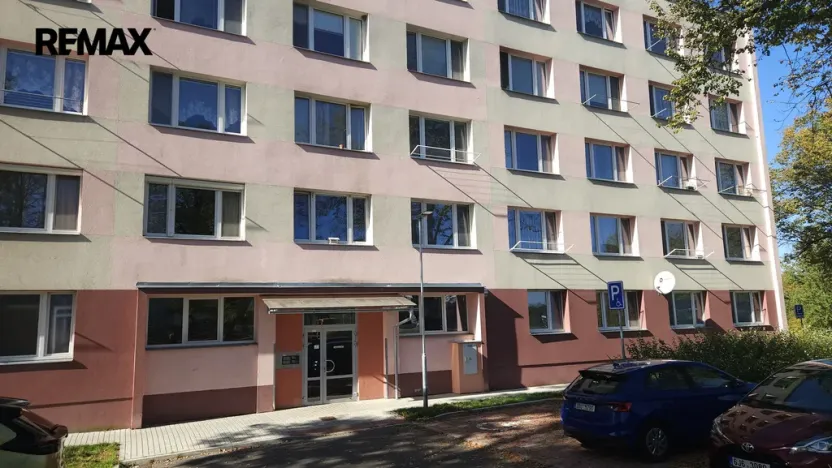 Prodej bytu 1+kk, Jindřichův Hradec - Otín, 20 m2