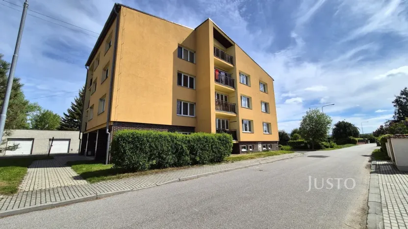 Pronájem bytu 3+1, Písek - Hradiště, Ouzká, 79 m2