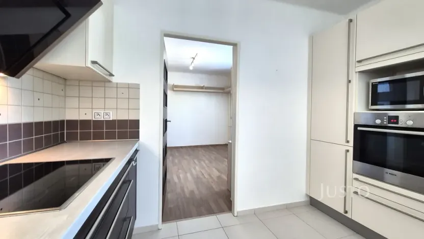 Pronájem bytu 3+1, Písek - Hradiště, Ouzká, 79 m2