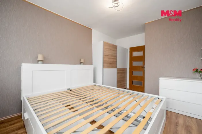 Prodej bytu 3+1, Krupka - Maršov, Dukelských hrdinů, 68 m2