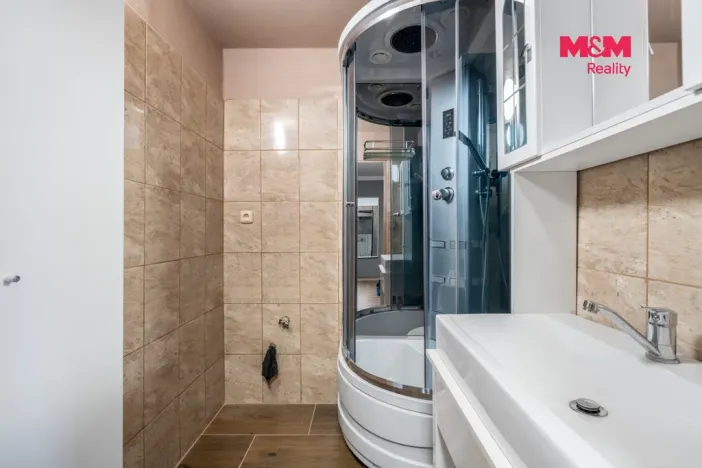 Prodej bytu 3+1, Krupka - Maršov, Dukelských hrdinů, 68 m2
