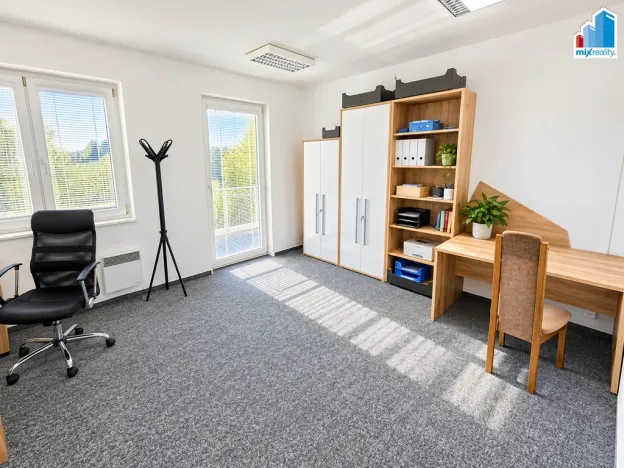 Pronájem skladu, Dýšina, Jižní, 912 m2