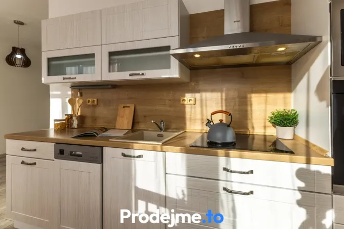 Prodej bytu 3+kk, Šatov, 68 m2