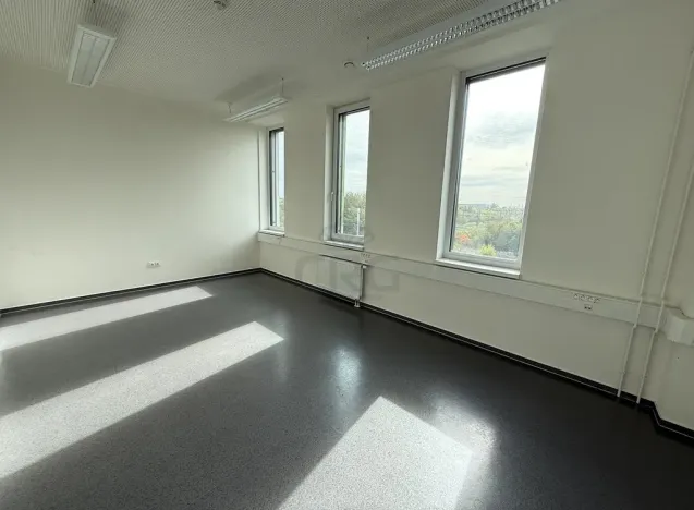 Pronájem kanceláře, Brno - Štýřice, Pražákova, 21 m2
